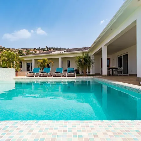 Quinta Dos Louros Villa *