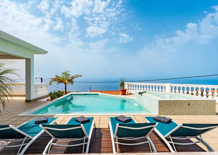 Quinta Dos Louros * Estreito Da Calheta