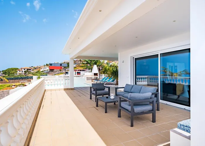 فيلة Quinta Dos Louros Estreito Da Calheta