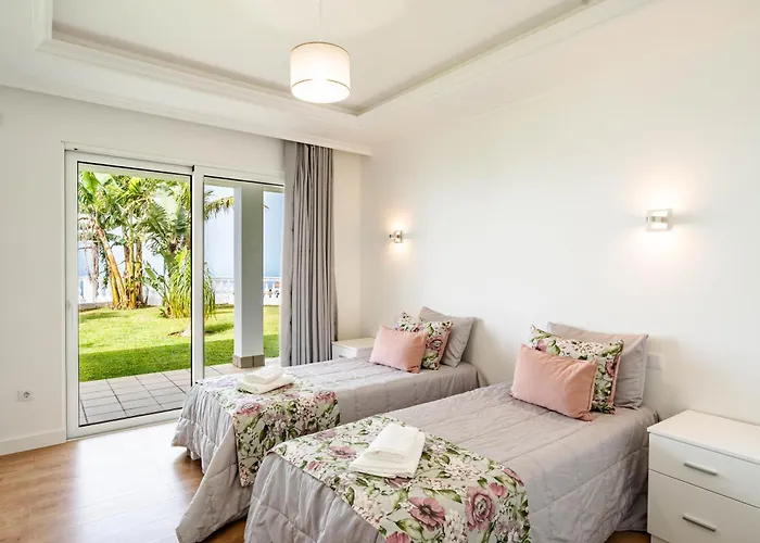 فيلة Quinta Dos Louros *