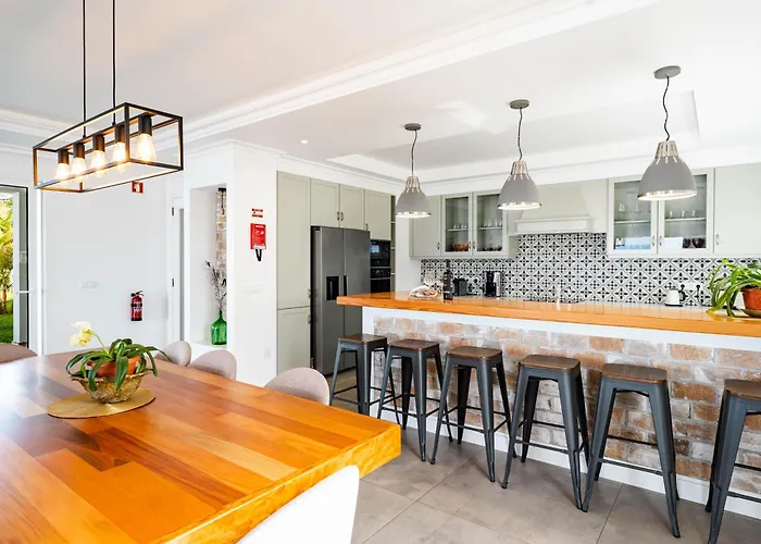 Quinta Dos Louros فيلة Estreito Da Calheta